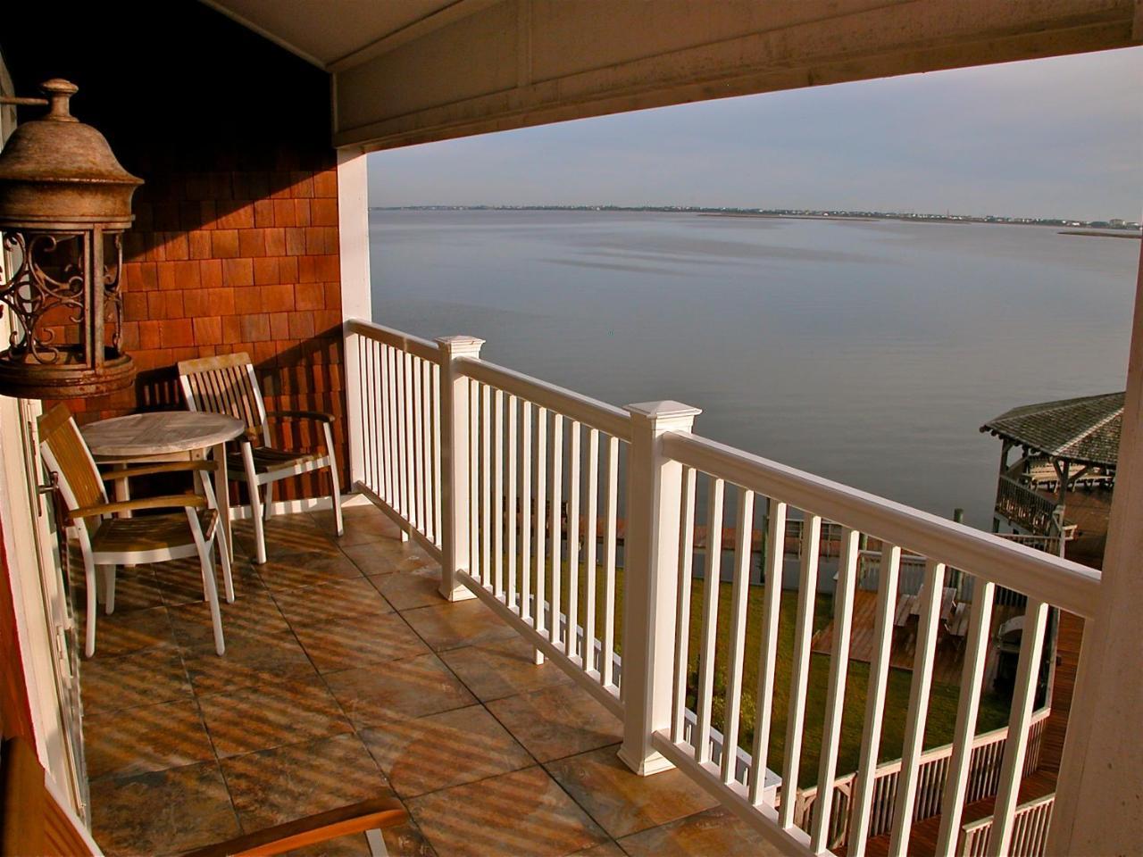 Oasis Suites Hotel Nags Head Exterior photo