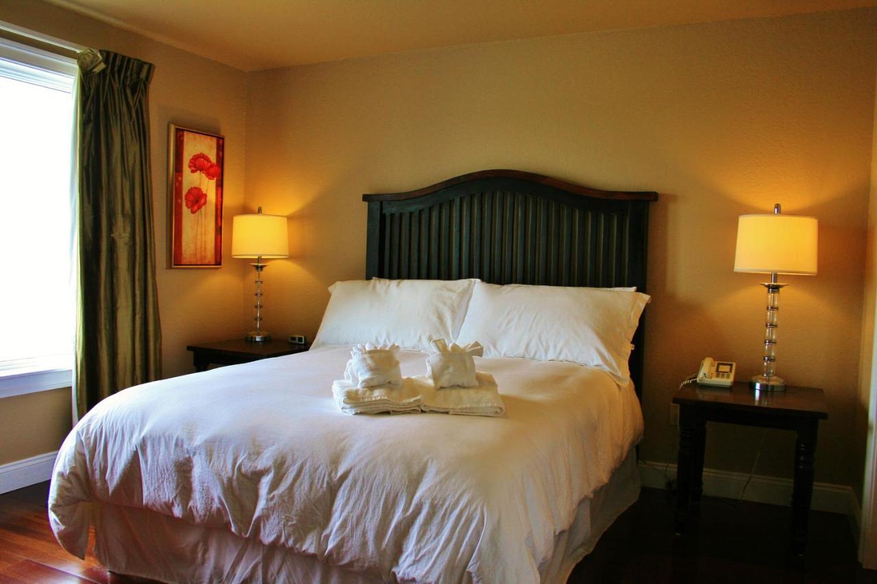 Oasis Suites Hotel Nags Head Exterior photo